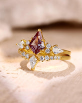CALISTA Vintage Kite Cut Alexandrite With Moissanite Engagement Ring Set